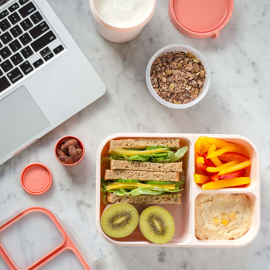 Lunchbox met vakjes roze