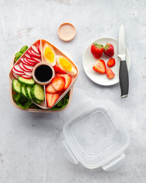 Salade met aardbeien